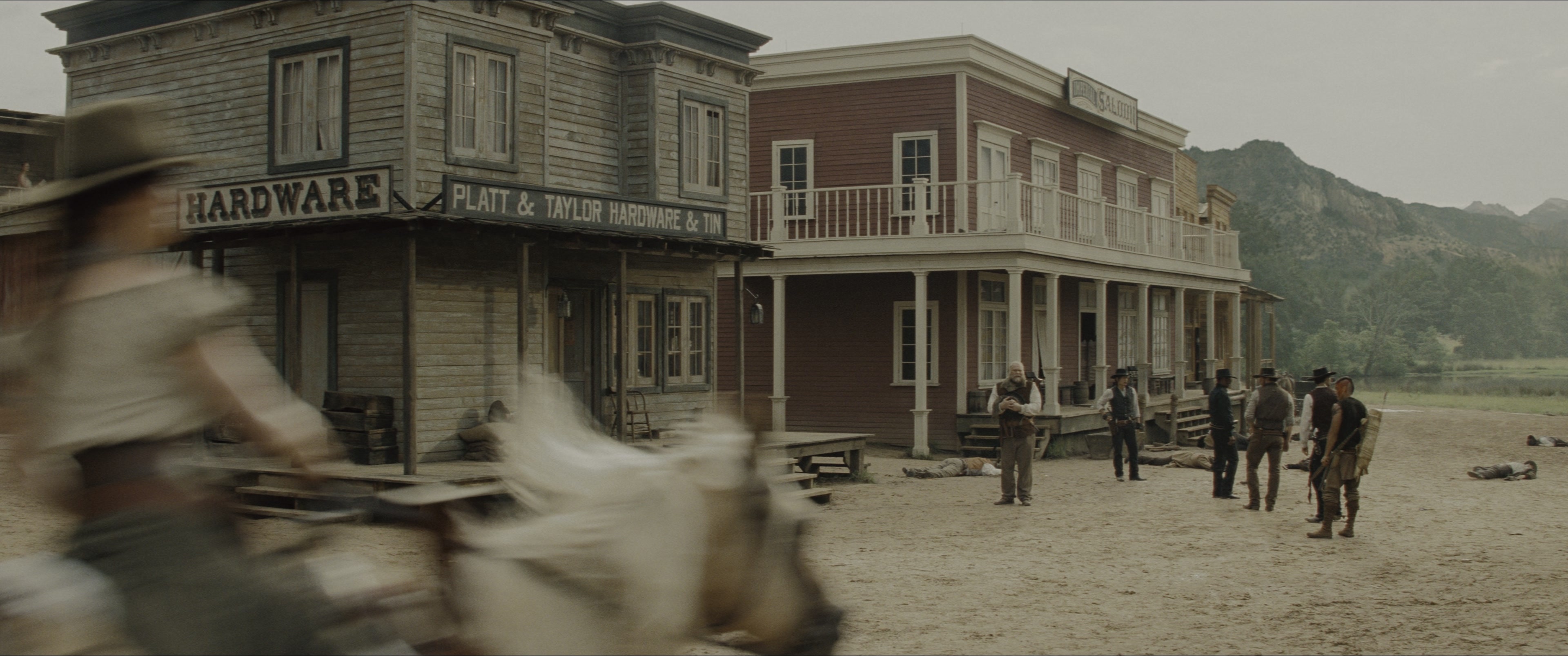 The Magnificent Seven (2016), wide, 2.39:1 — film still