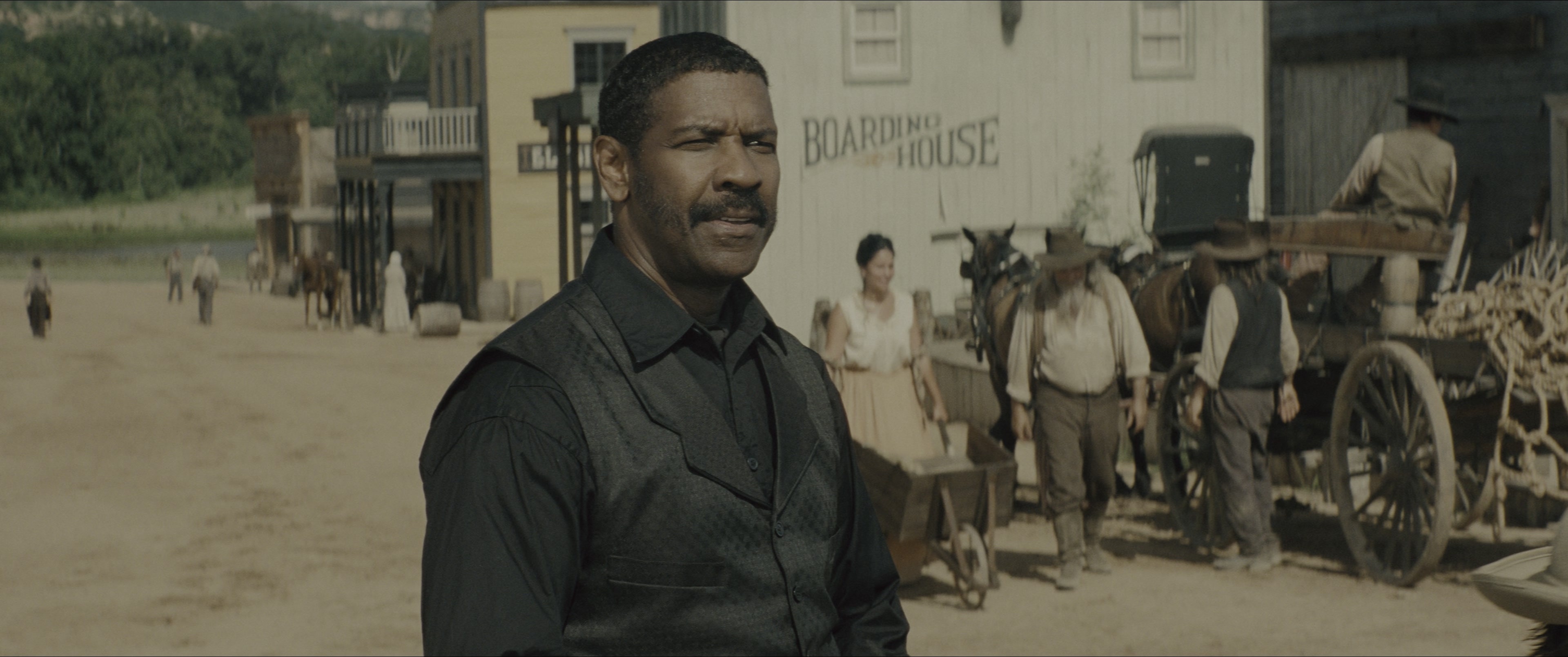 The Magnificent Seven (2016), wide, 2.39:1 — film still