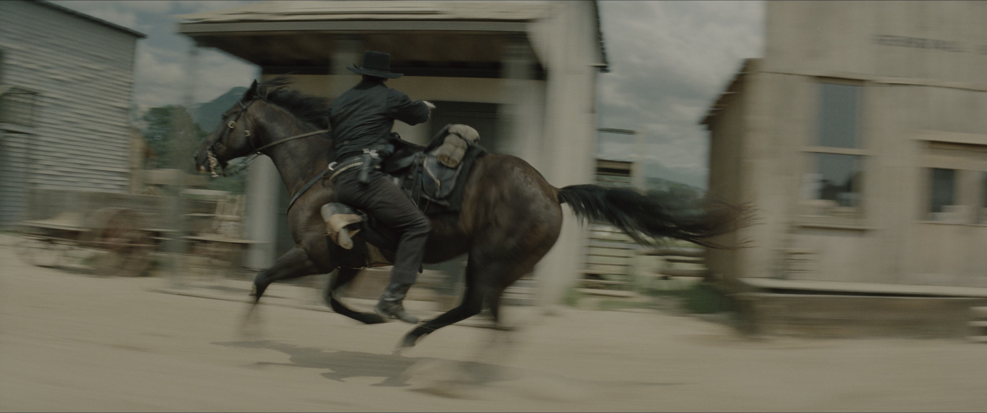 The Magnificent Seven (2016), wide, 2.39:1 — film still