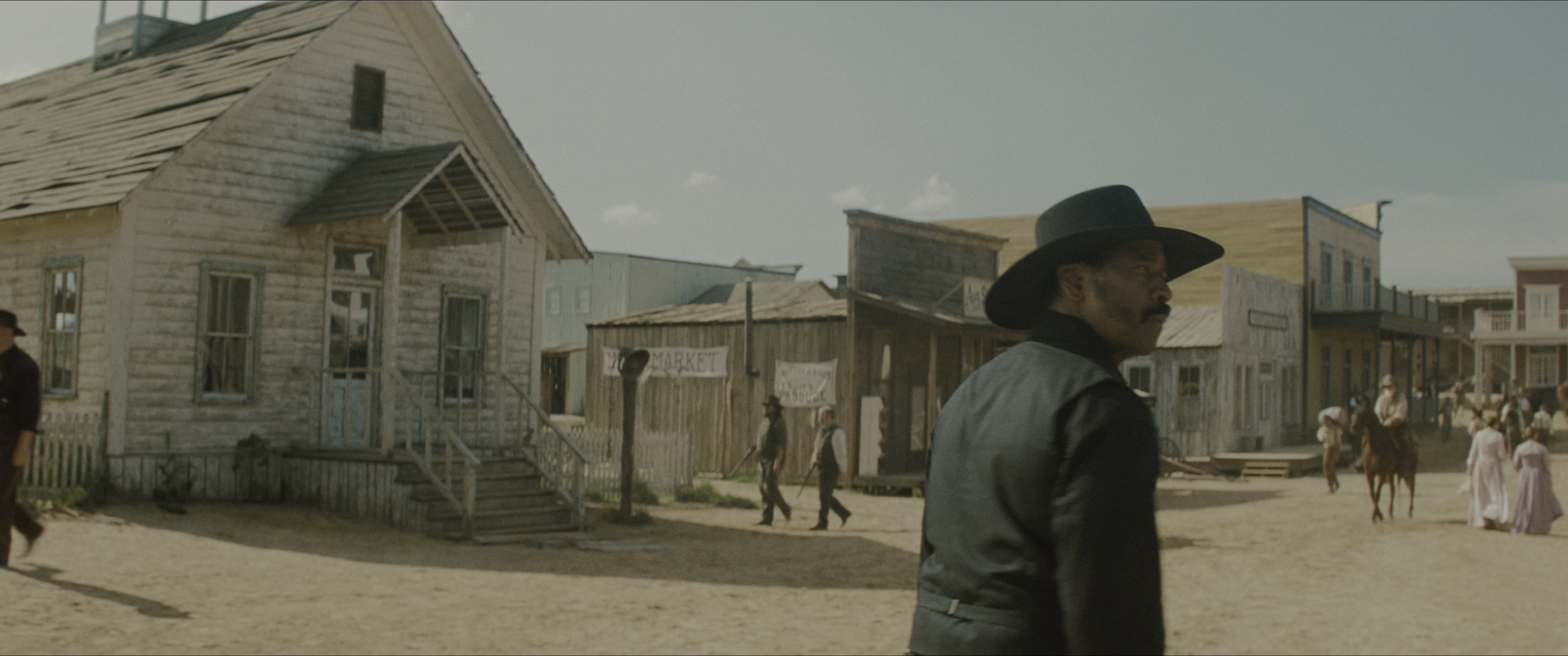 The Magnificent Seven (2016), wide, 2.39:1 — film still