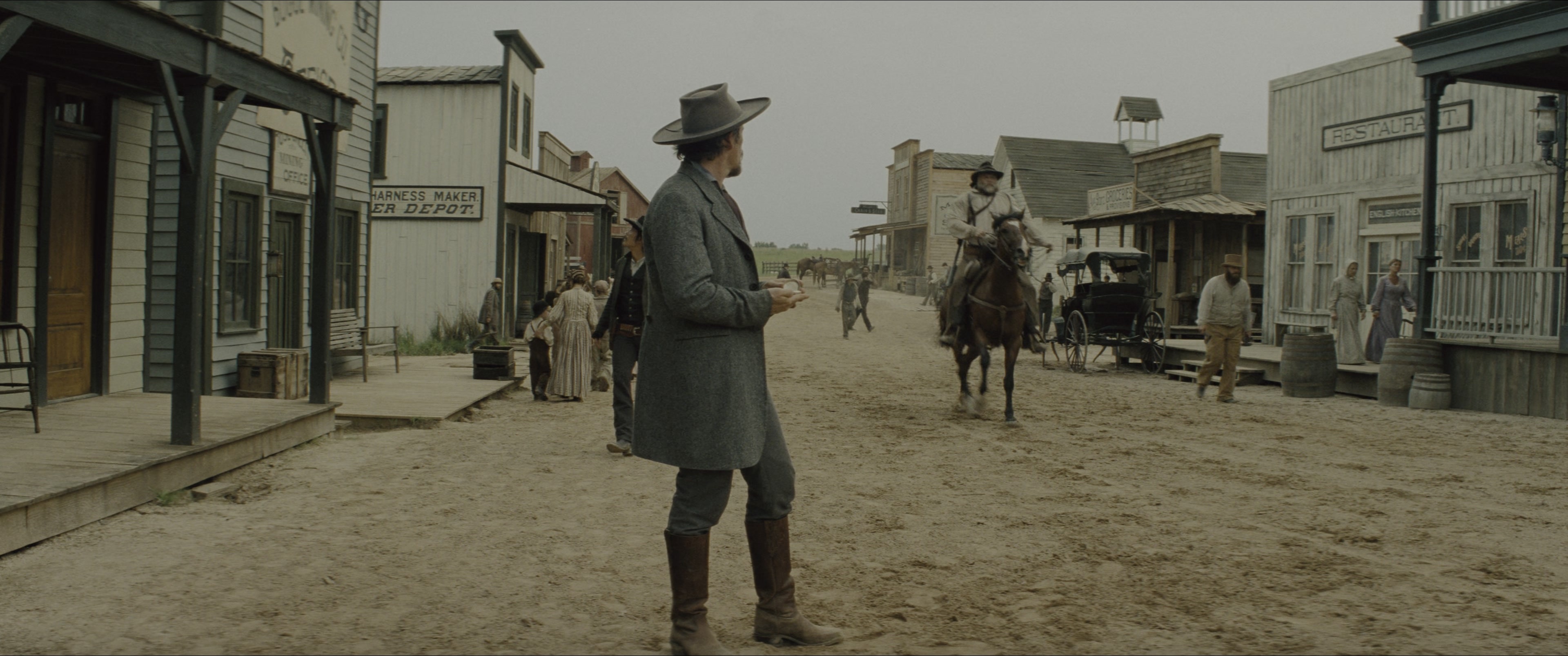 The Magnificent Seven (2016), wide, 2.39:1 — film still
