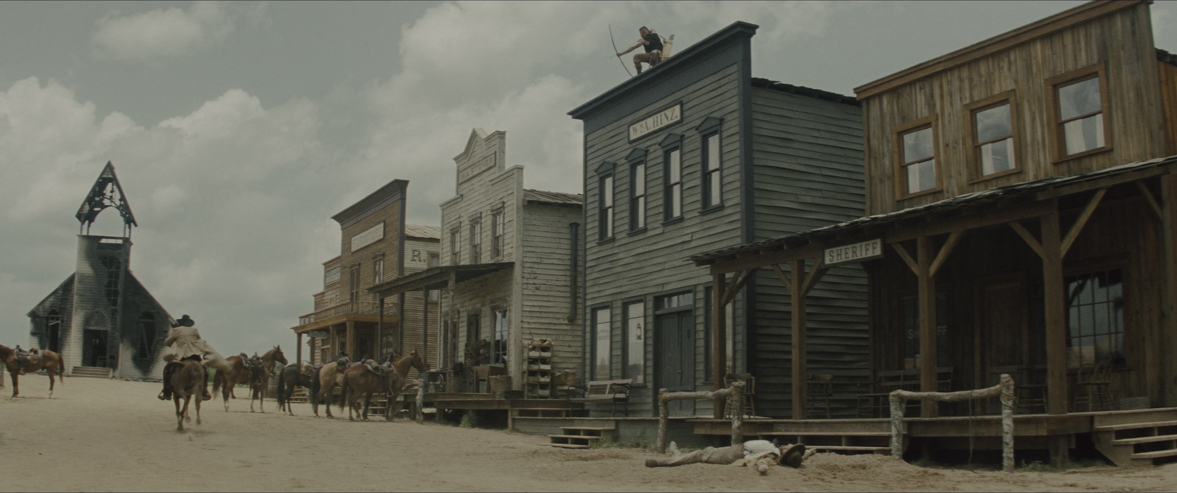 The Magnificent Seven (2016), wide, 2.39:1 — film still