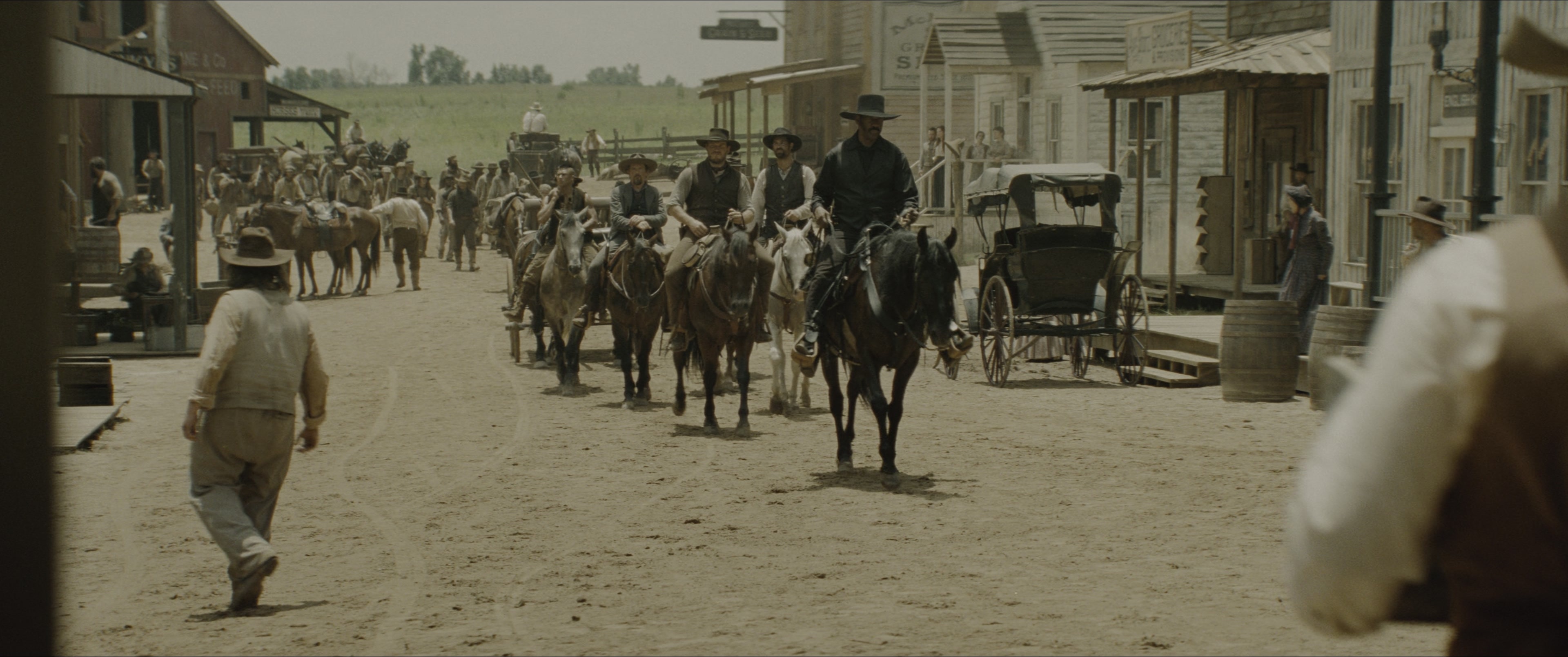 The Magnificent Seven (2016), wide, 2.39:1 — film still