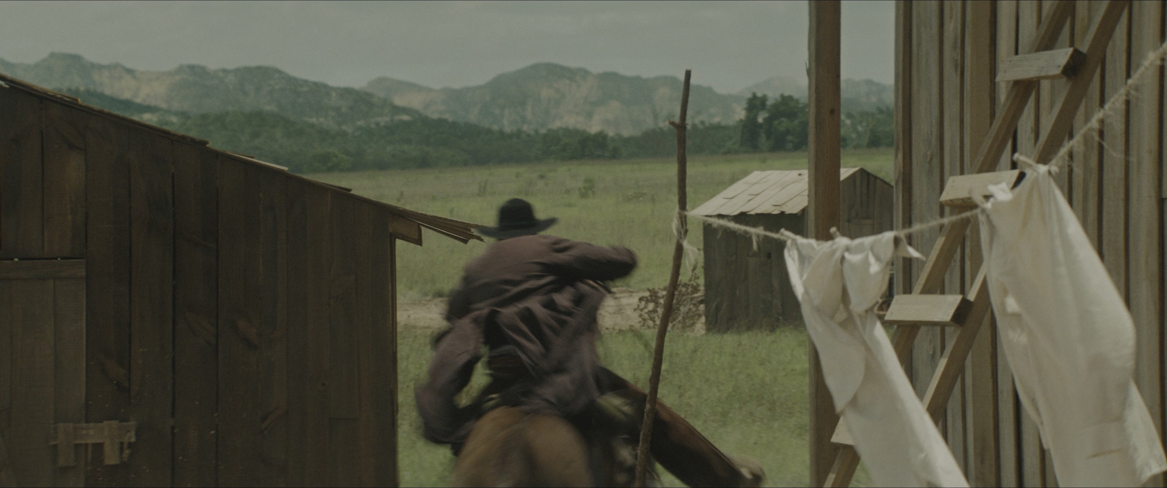 The Magnificent Seven (2016), wide, 2.39:1 — film still