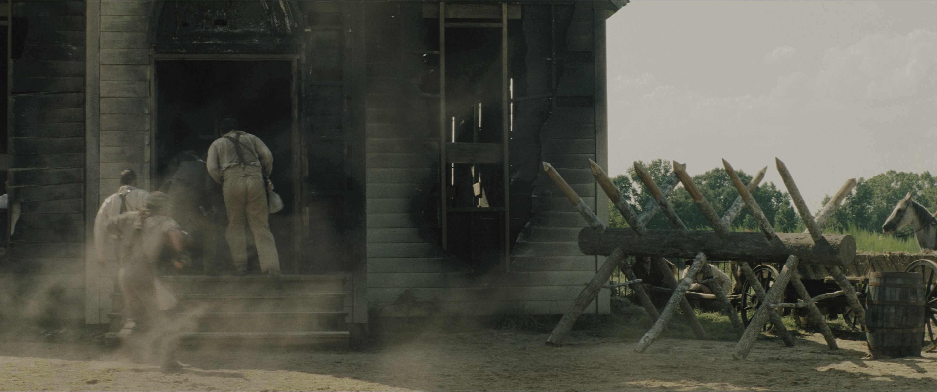 The Magnificent Seven (2016), wide, 2.39:1 — film still