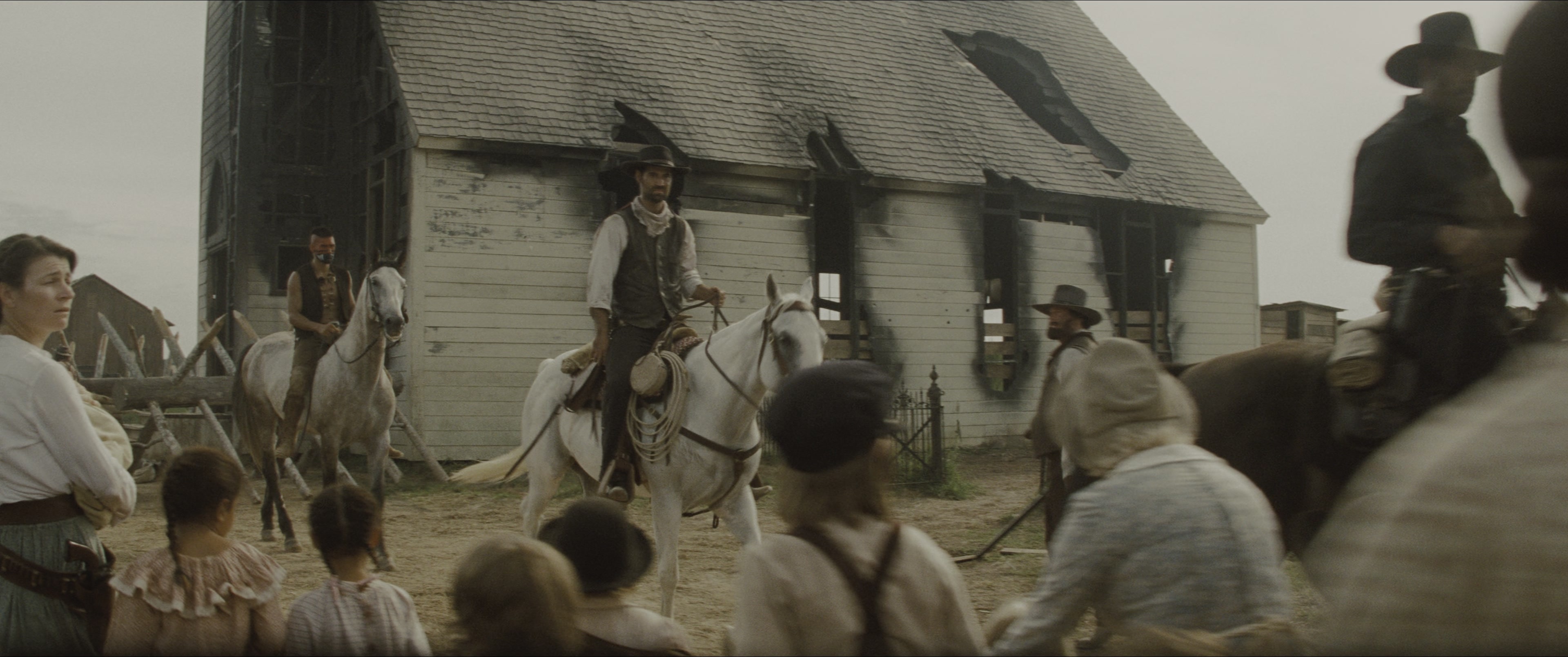 The Magnificent Seven (2016), wide, 2.39:1 — film still