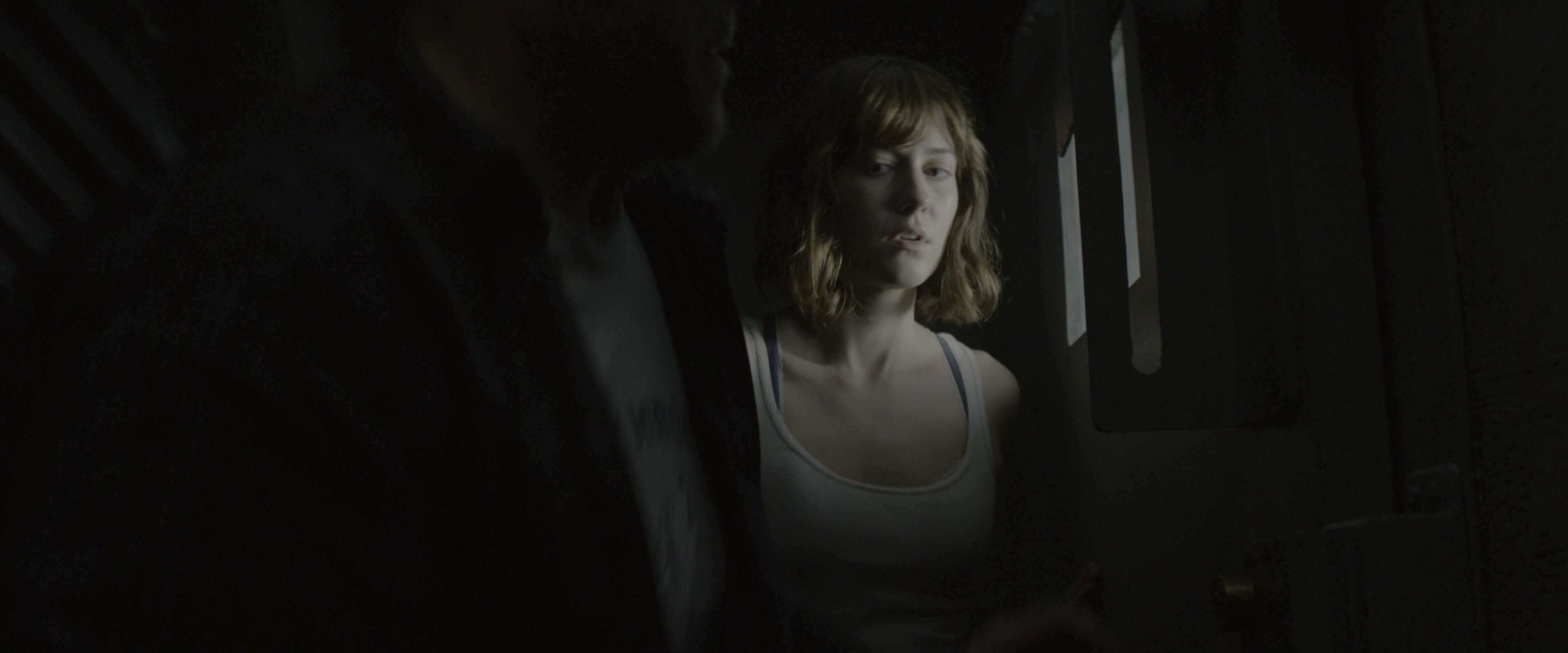 10 Cloverfield Lane (2016), wide, 2.40:1 — film still