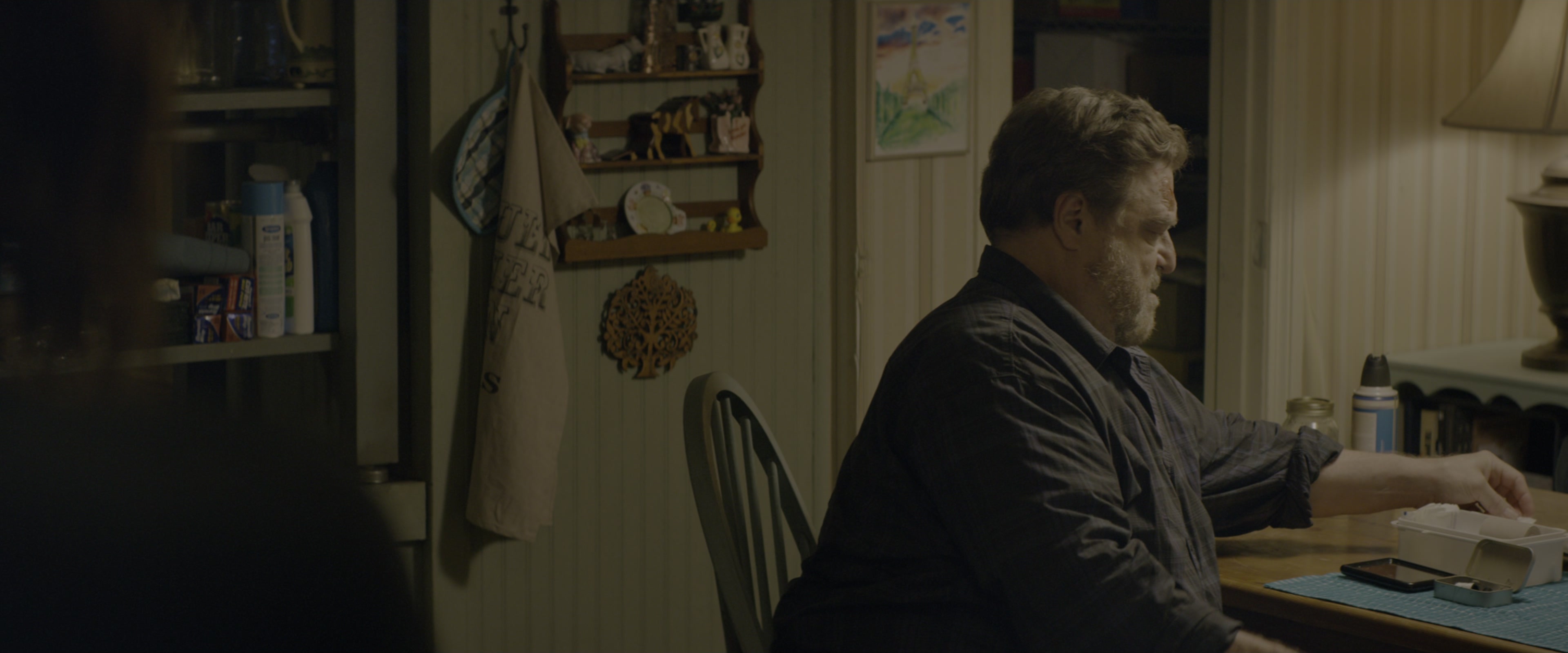 10 Cloverfield Lane (2016), wide, 2.40:1 — film still