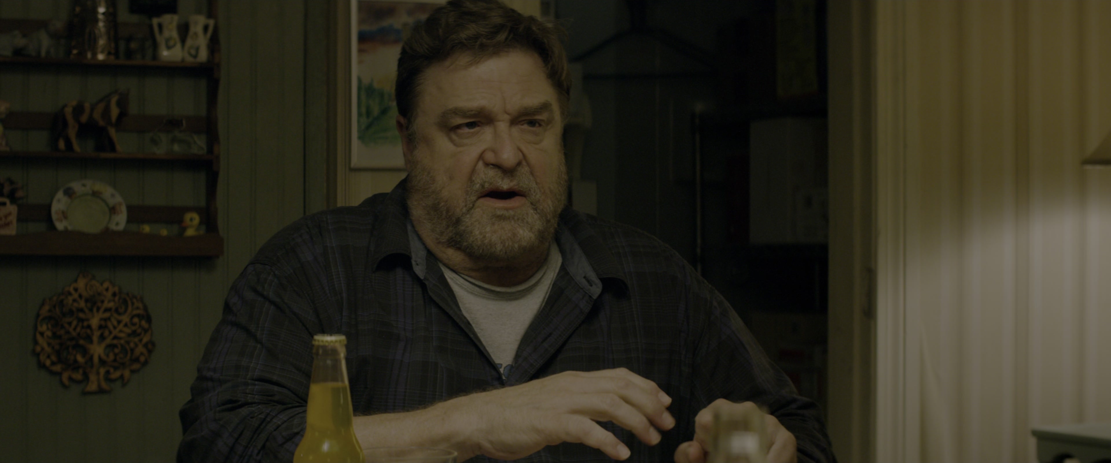10 Cloverfield Lane (2016), medium, 2.40:1 — film still