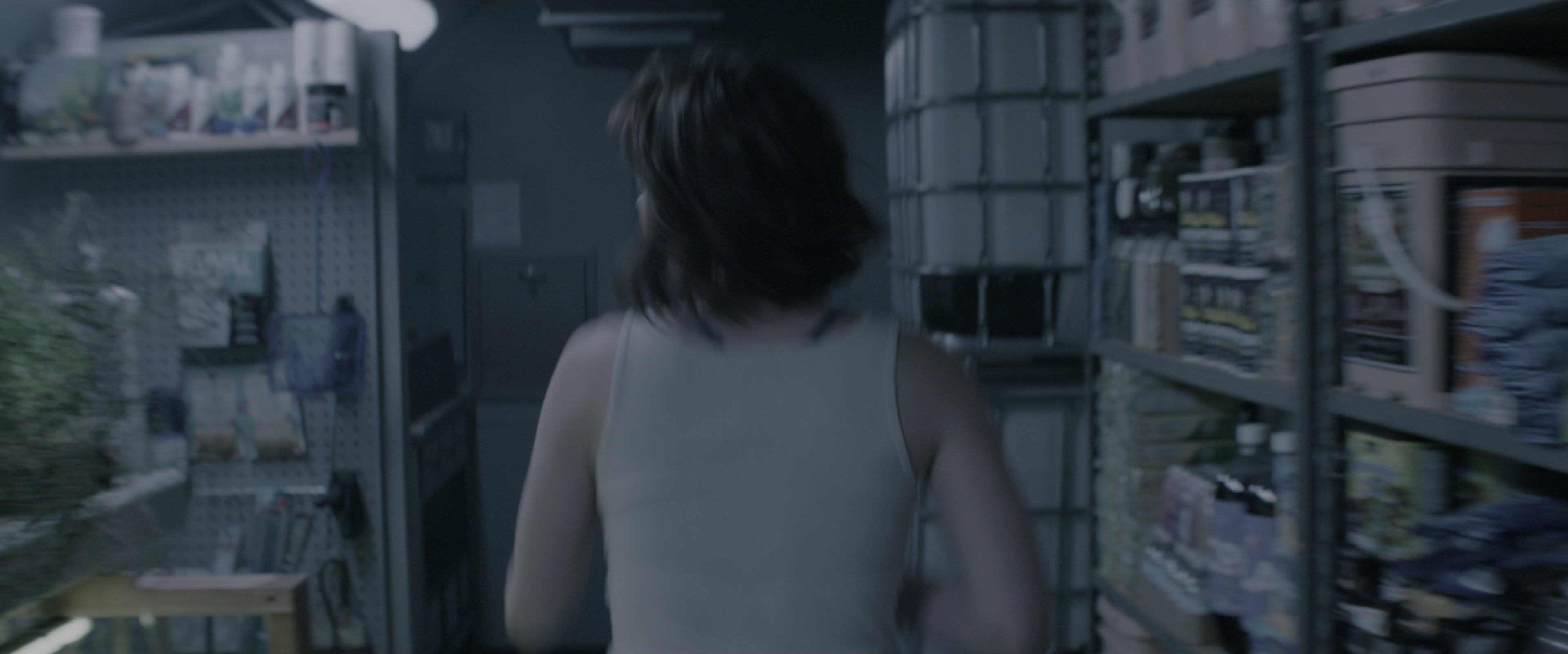 10 Cloverfield Lane (2016), wide, 2.40:1 — film still