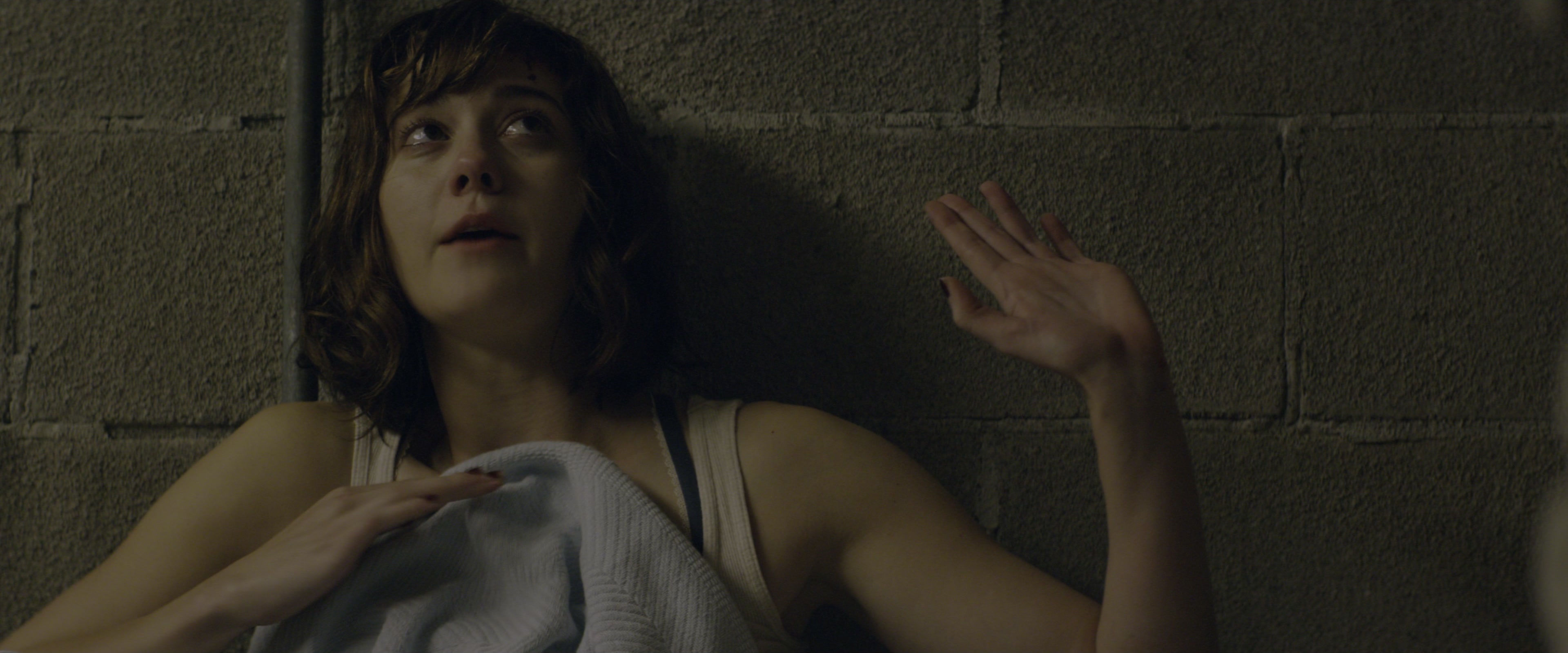 10 Cloverfield Lane (2016), wide, 2.40:1 — film still