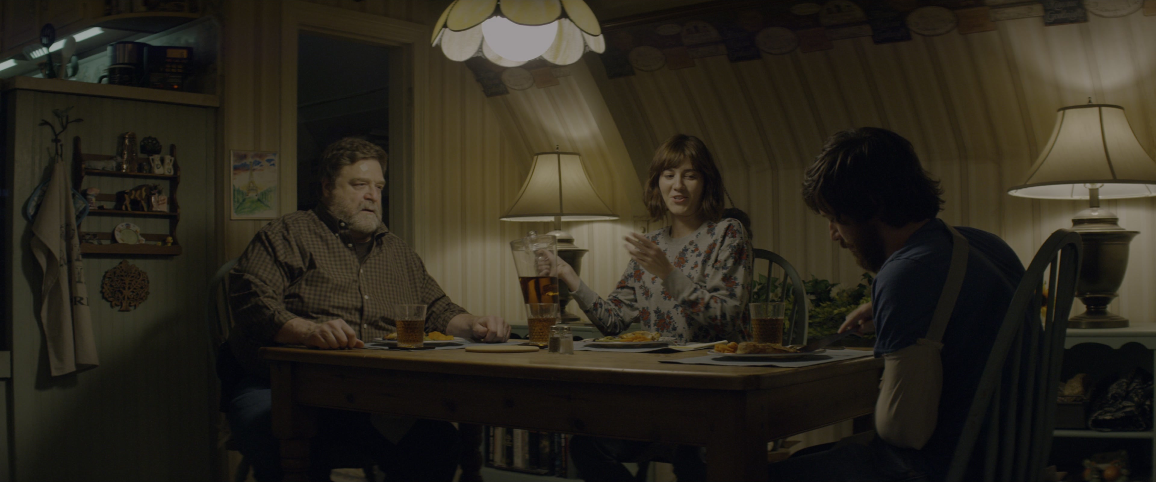 10 Cloverfield Lane (2016), wide, 2.40:1 — film still