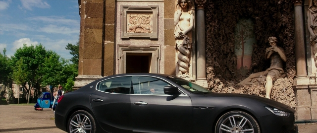 Frame from Zoolander 2 — car, wheel