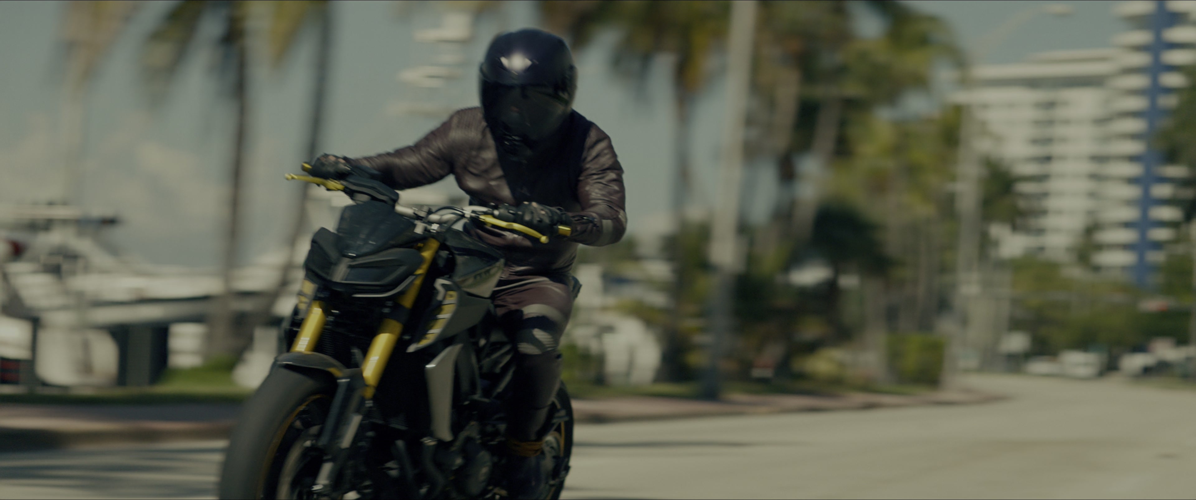 Bad Boys for Life (2020), wide, 2.39:1 — film still