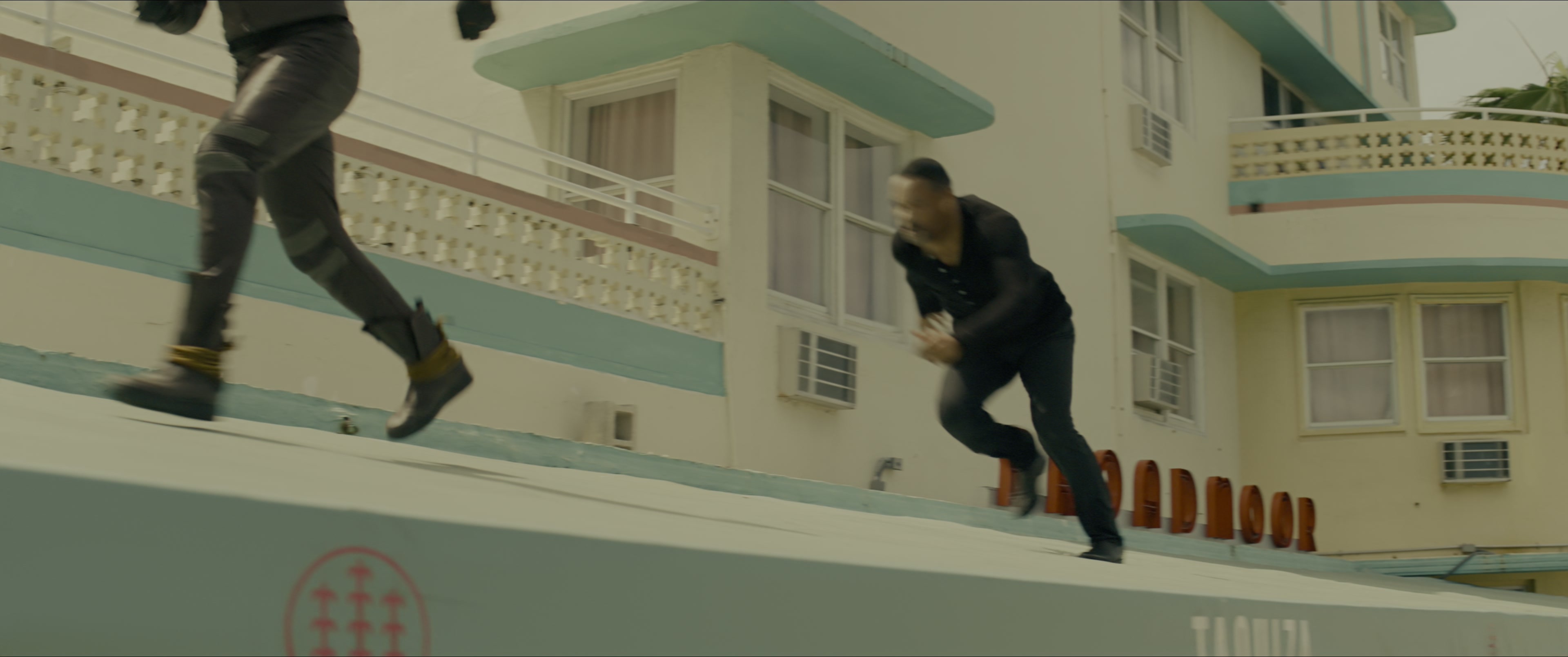 Bad Boys for Life (2020), wide, 2.39:1 — film still