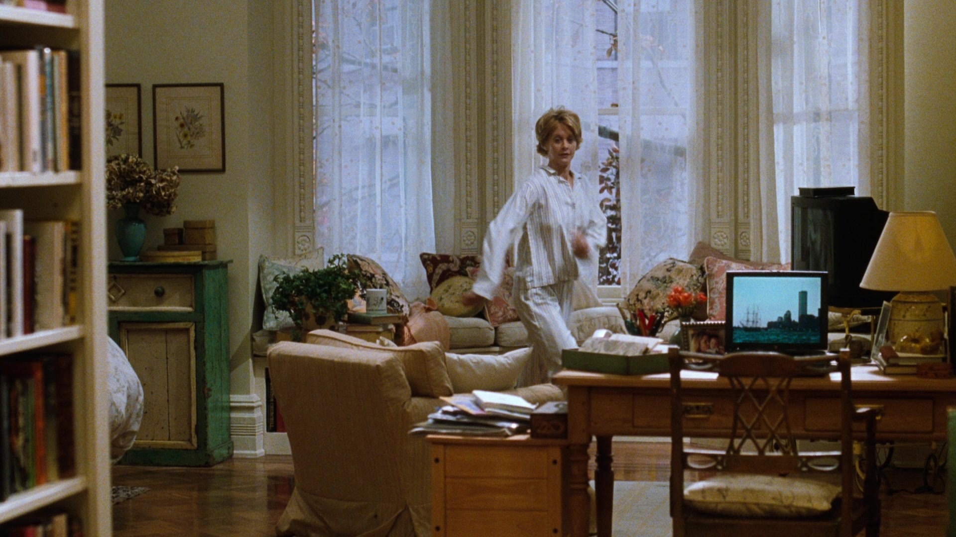 You've Got Mail (1998), wide, 1.78:1 — film still