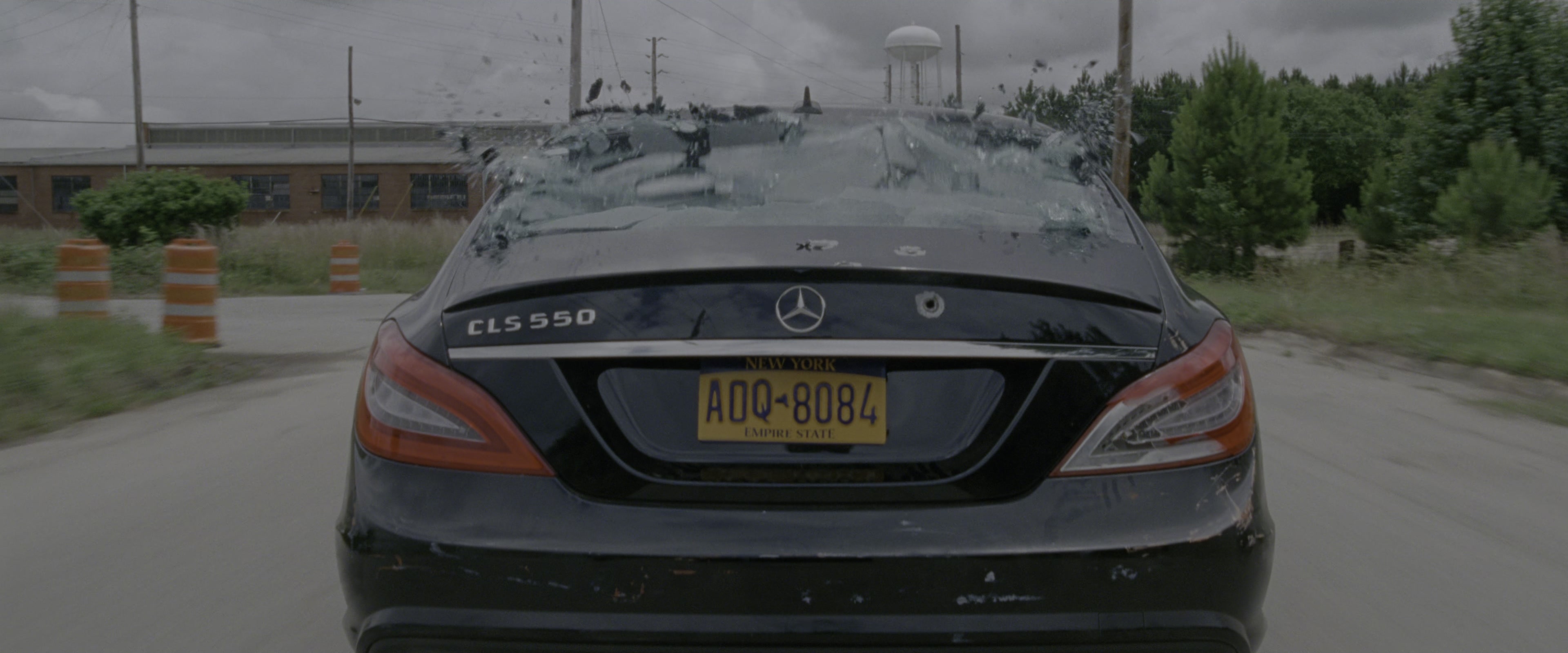 Keeping Up with the Joneses (2016), wide, 2.40:1 — film still