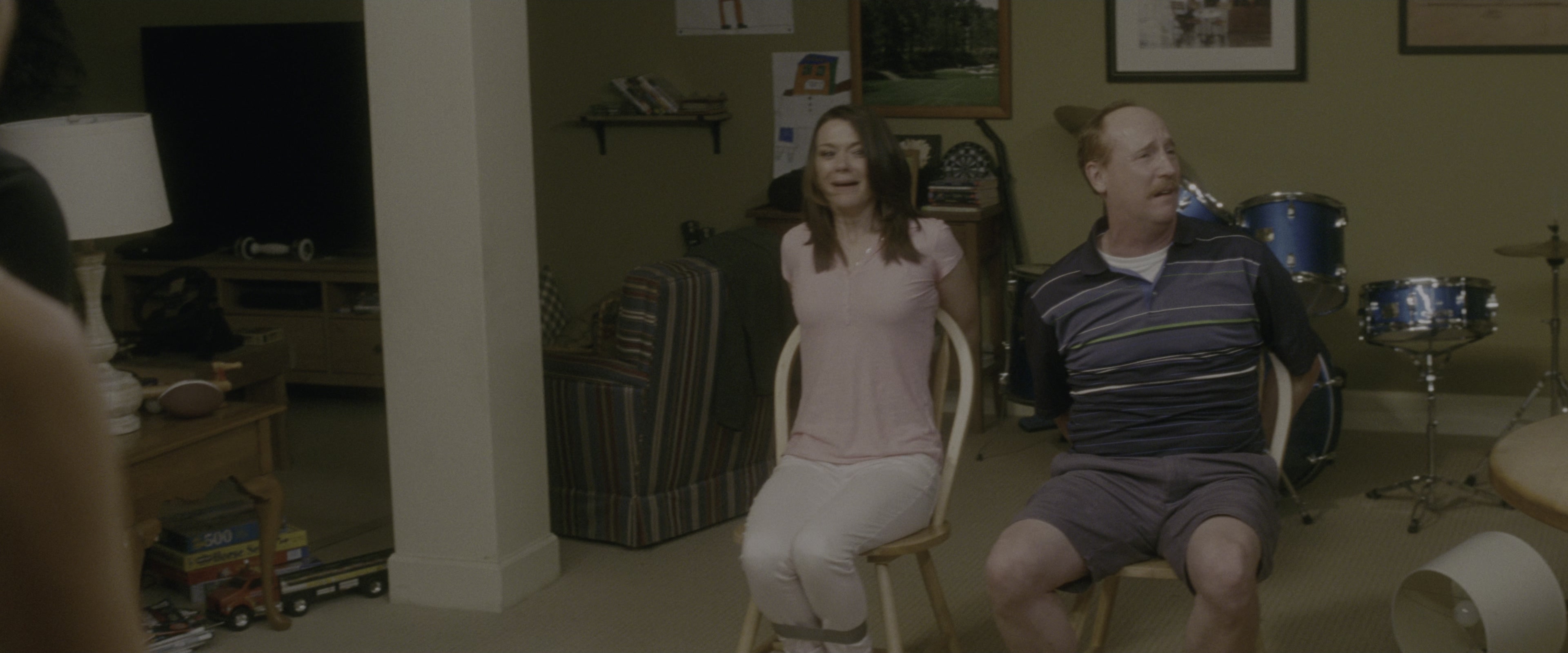 Keeping Up with the Joneses (2016), wide, 2.40:1 — film still
