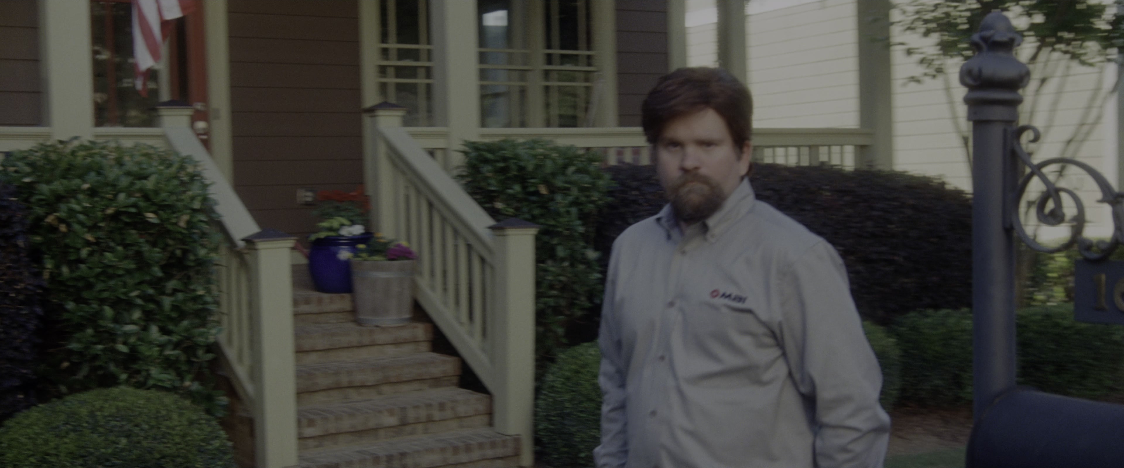 Keeping Up with the Joneses (2016), wide, 2.40:1 — film still