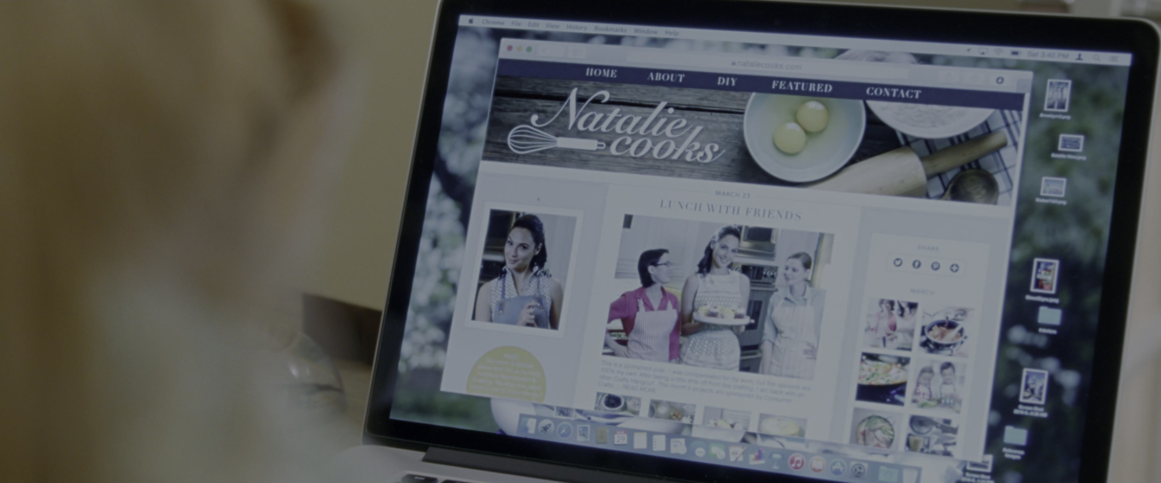 Keeping Up with the Joneses (2016), wide, 2.40:1 — film still