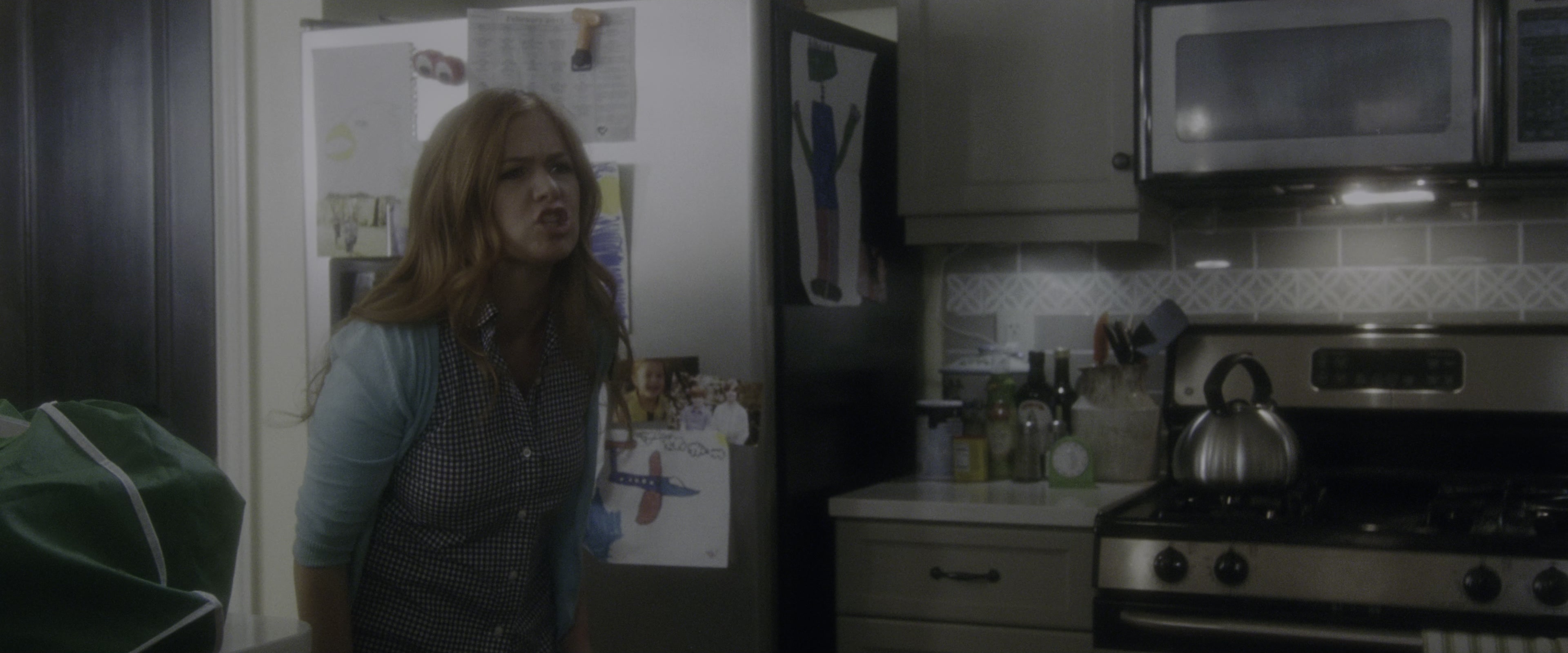 Keeping Up with the Joneses (2016), wide, 2.40:1 — film still