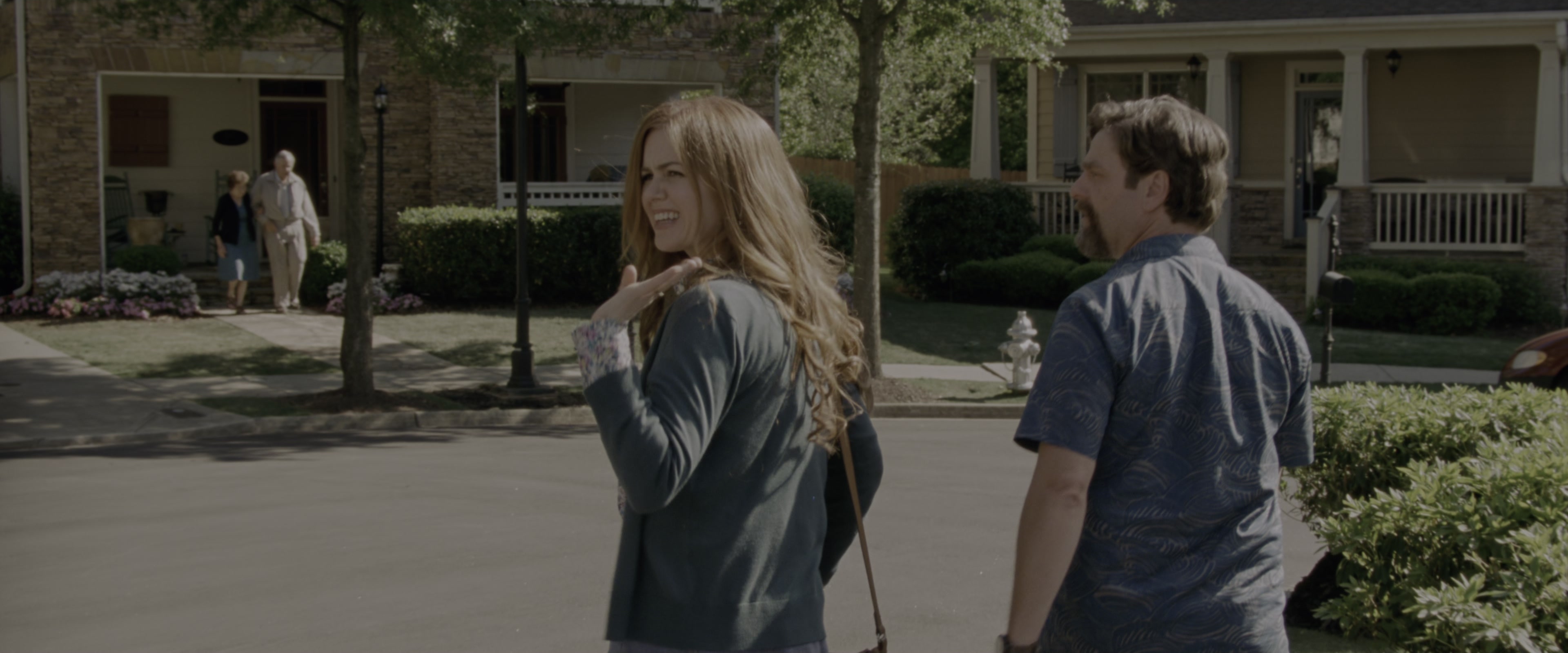 Keeping Up with the Joneses (2016), wide, 2.40:1 — film still