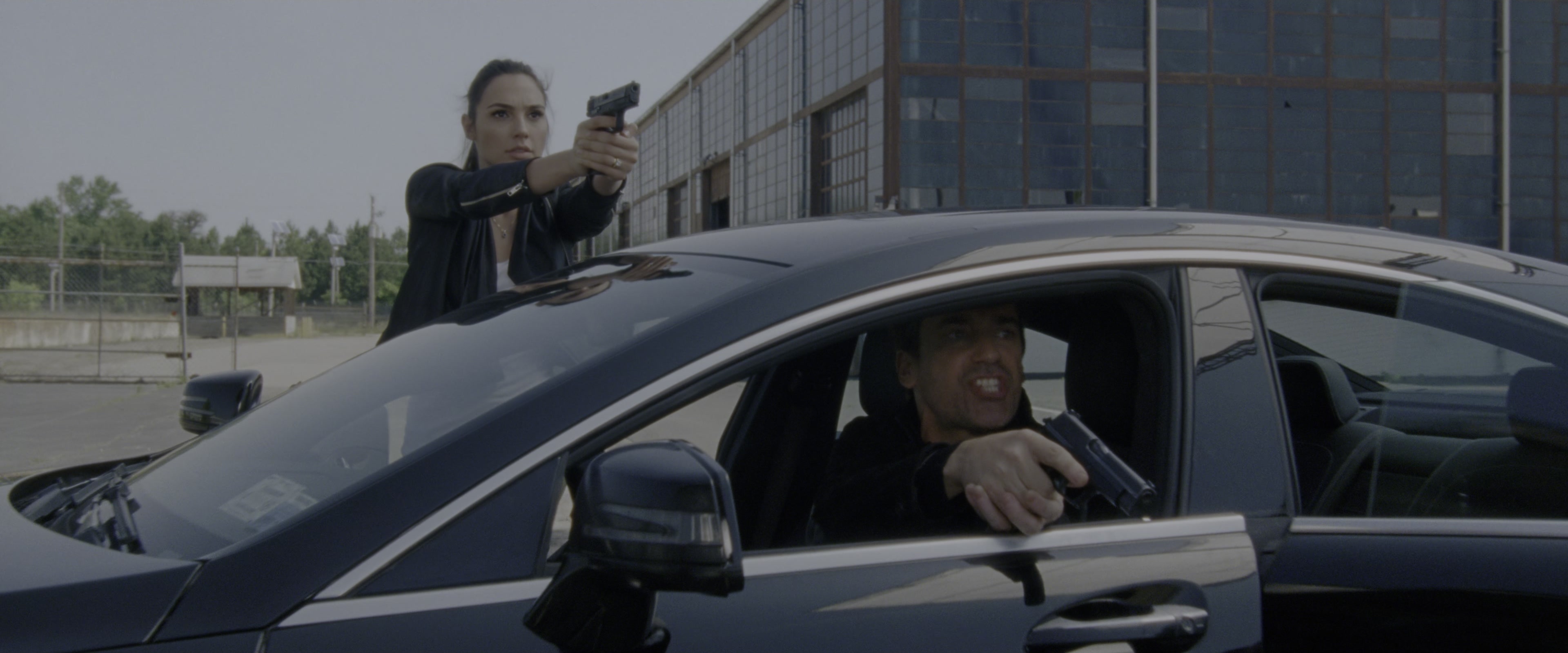 Keeping Up with the Joneses (2016), wide, 2.40:1 — film still
