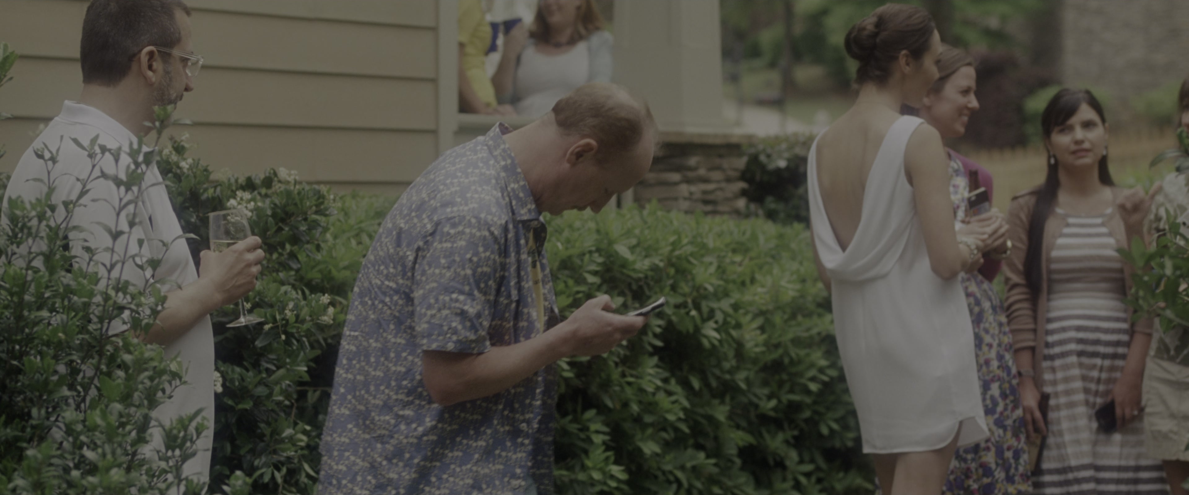 Keeping Up with the Joneses (2016), wide, 2.40:1 — film still