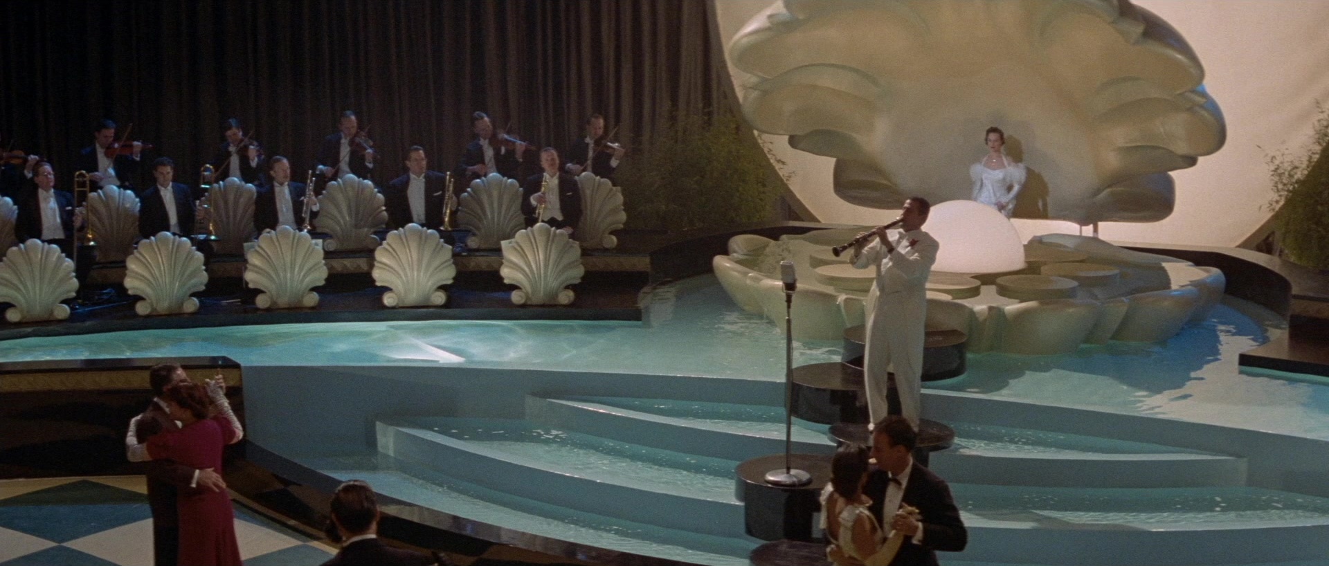 The Rocketeer (1991), wide, 2.35:1 — film still