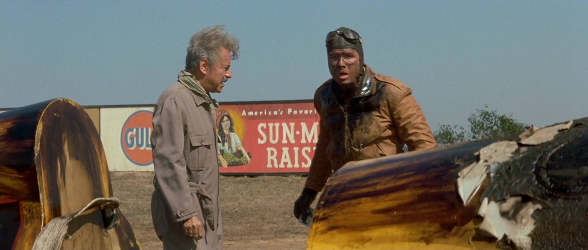 The Rocketeer (1991), close, 2.35:1 — film still