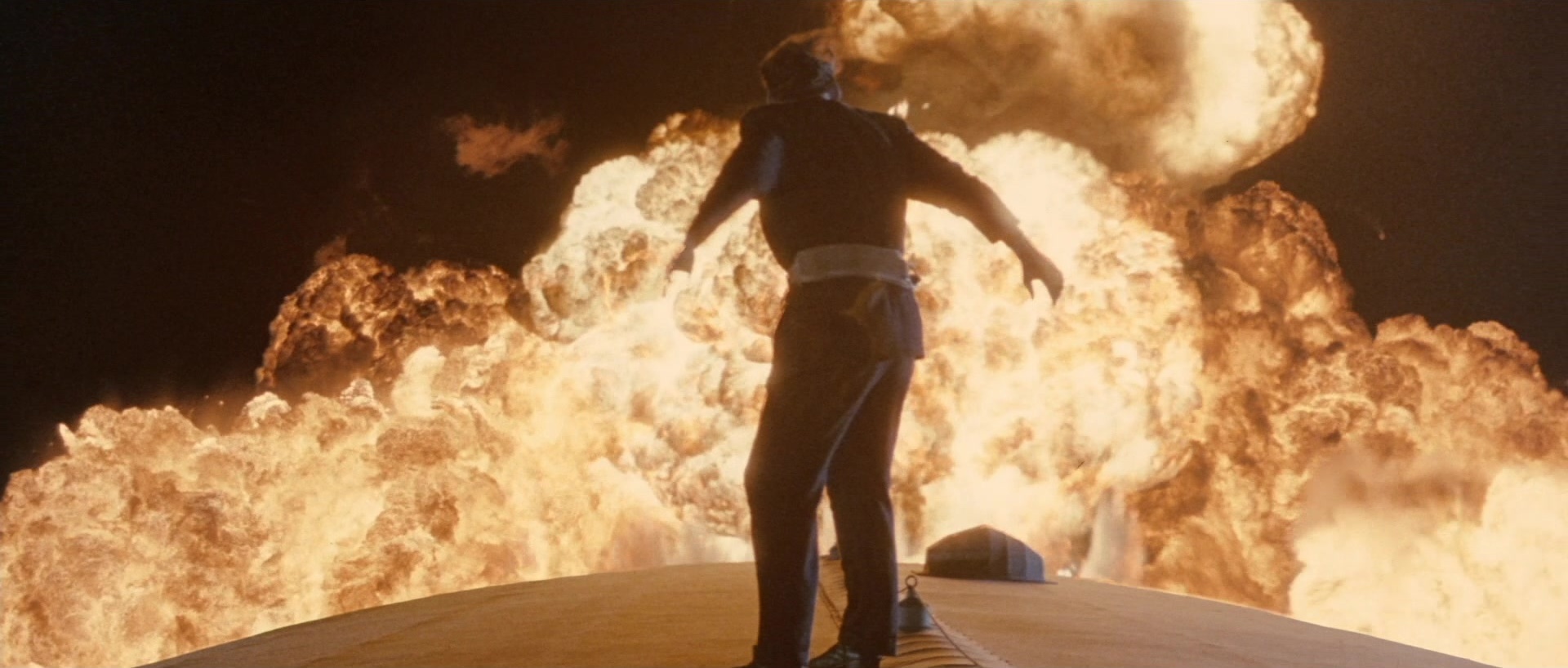 The Rocketeer (1991), wide, 2.35:1 — film still