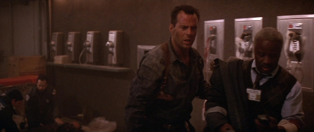 Die Hard 2 — film still