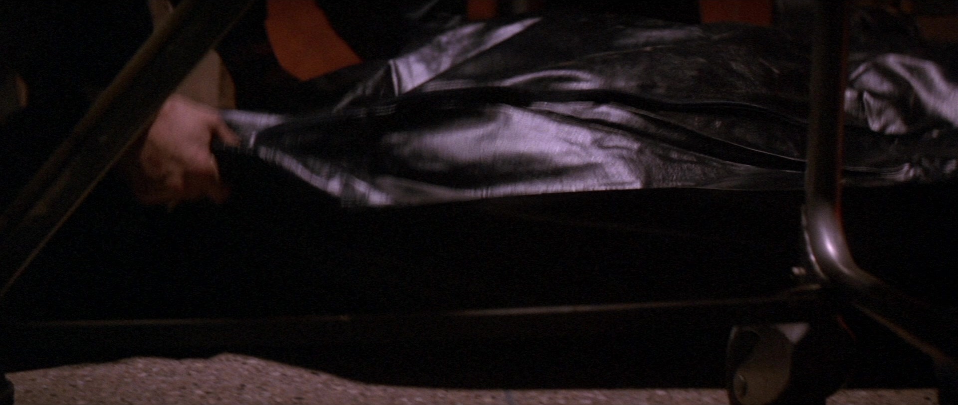 Die Hard 2 (1990), unknown, 2.36:1 — film still