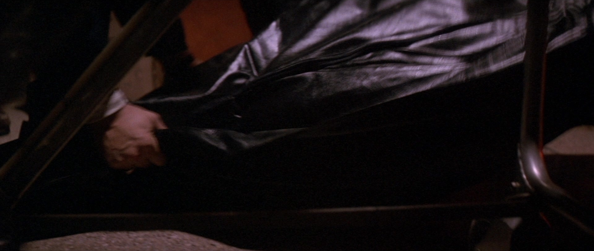Die Hard 2 (1990), wide, 2.36:1 — film still