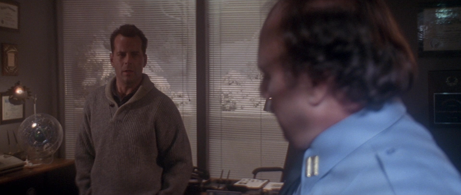 Die Hard 2 (1990), wide, 2.36:1 — film still
