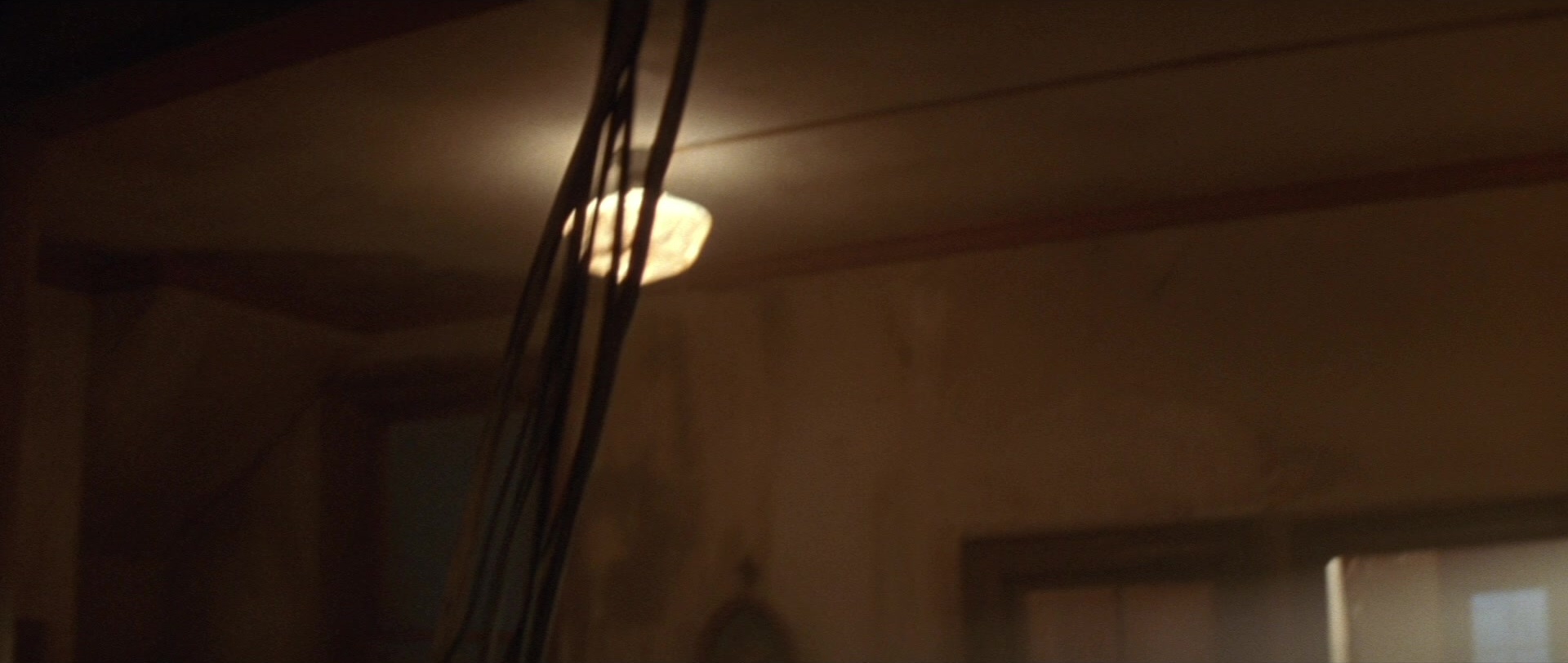 Die Hard 2 (1990), unknown, 2.36:1 — film still