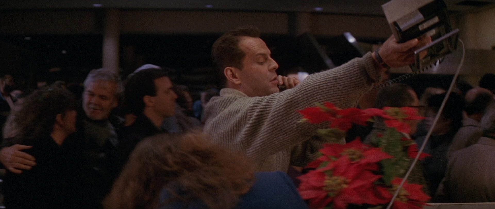 Die Hard 2 (1990), wide, 2.36:1 — film still