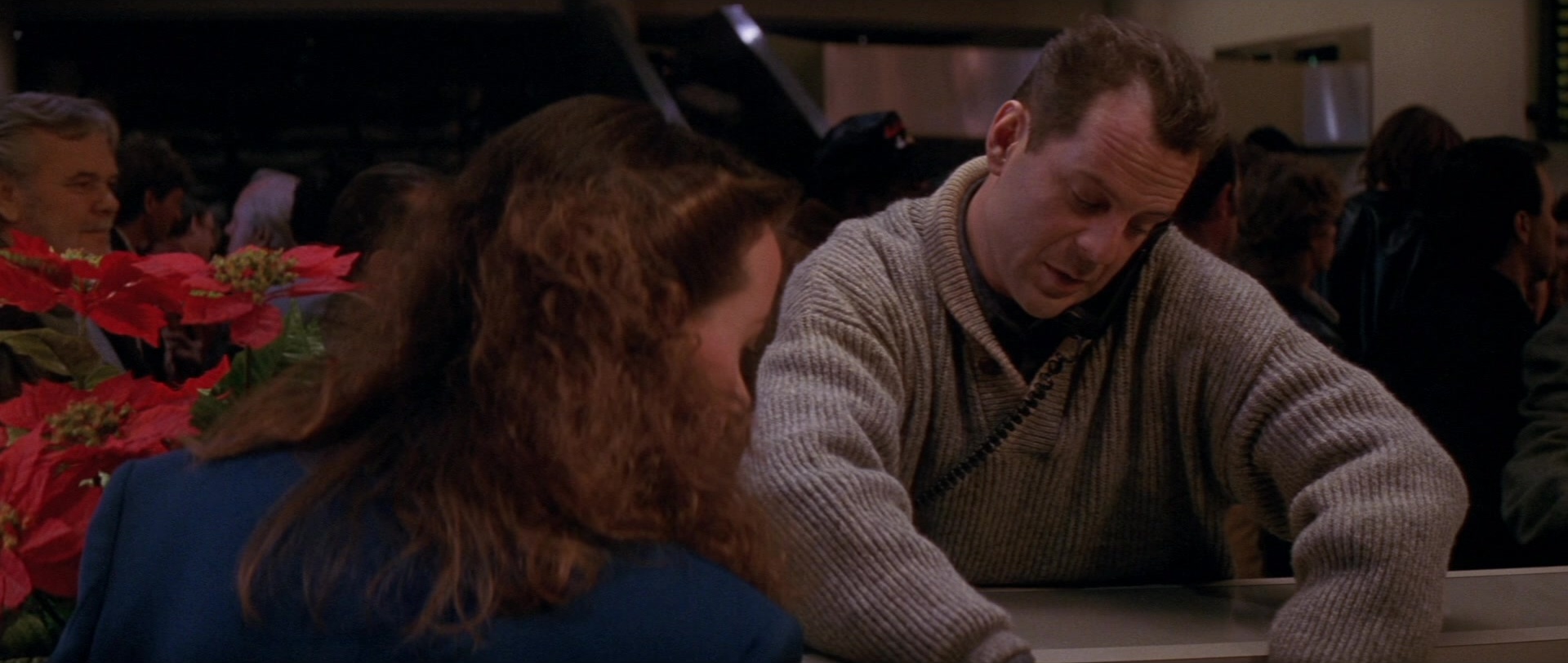 Die Hard 2 (1990), wide, 2.36:1 — film still