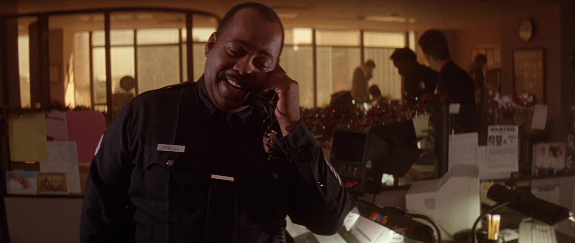 Die Hard 2 (1990), wide, 2.36:1 — film still