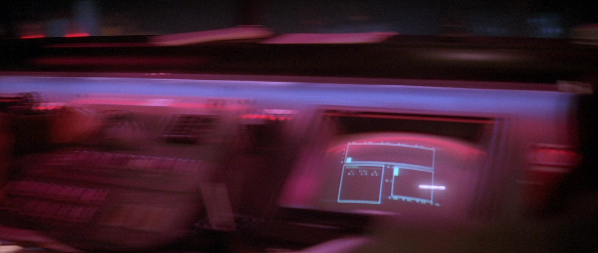 Die Hard 2 (1990), wide, 2.36:1 — film still