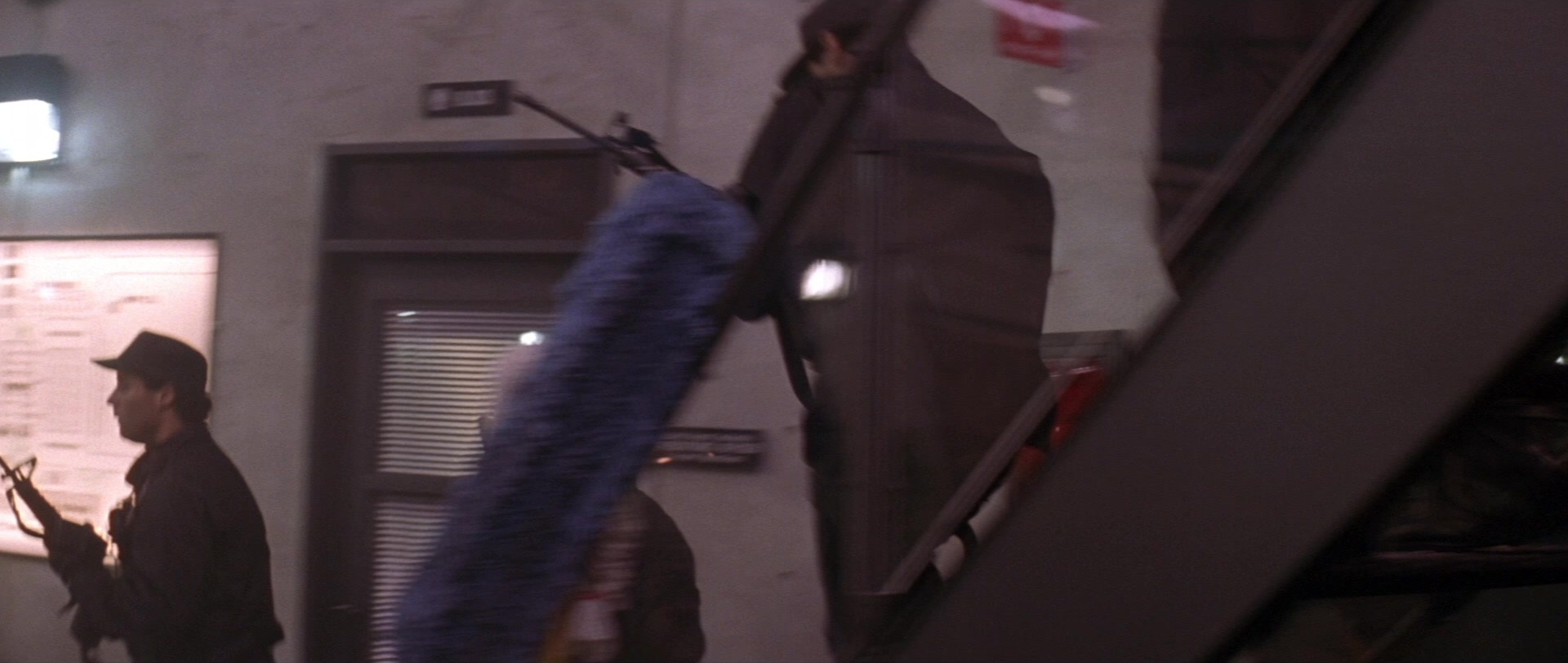 Die Hard 2 (1990), wide, 2.36:1 — film still