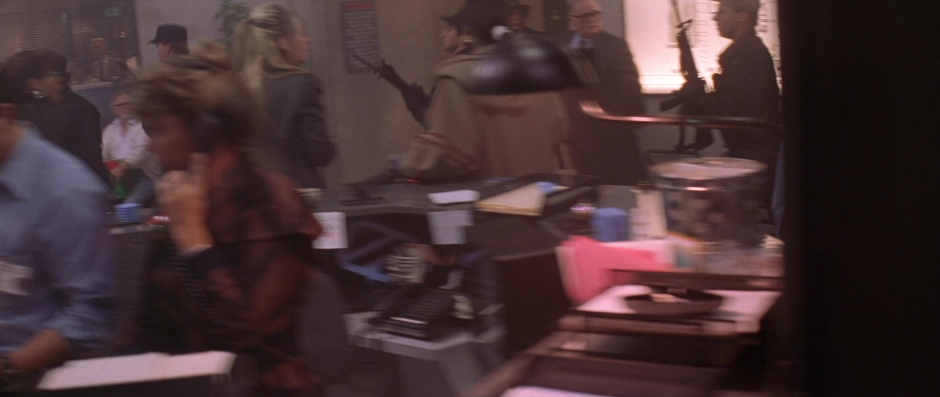 Die Hard 2 (1990), unknown, 2.36:1 — film still