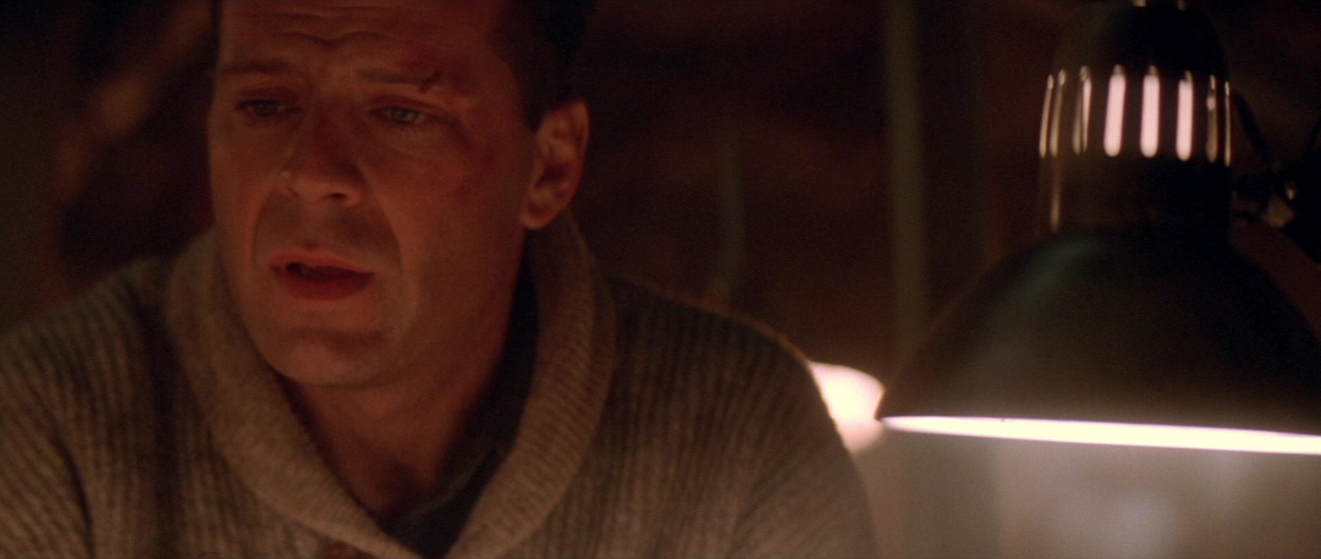 Die Hard 2 (1990), wide, 2.36:1 — film still