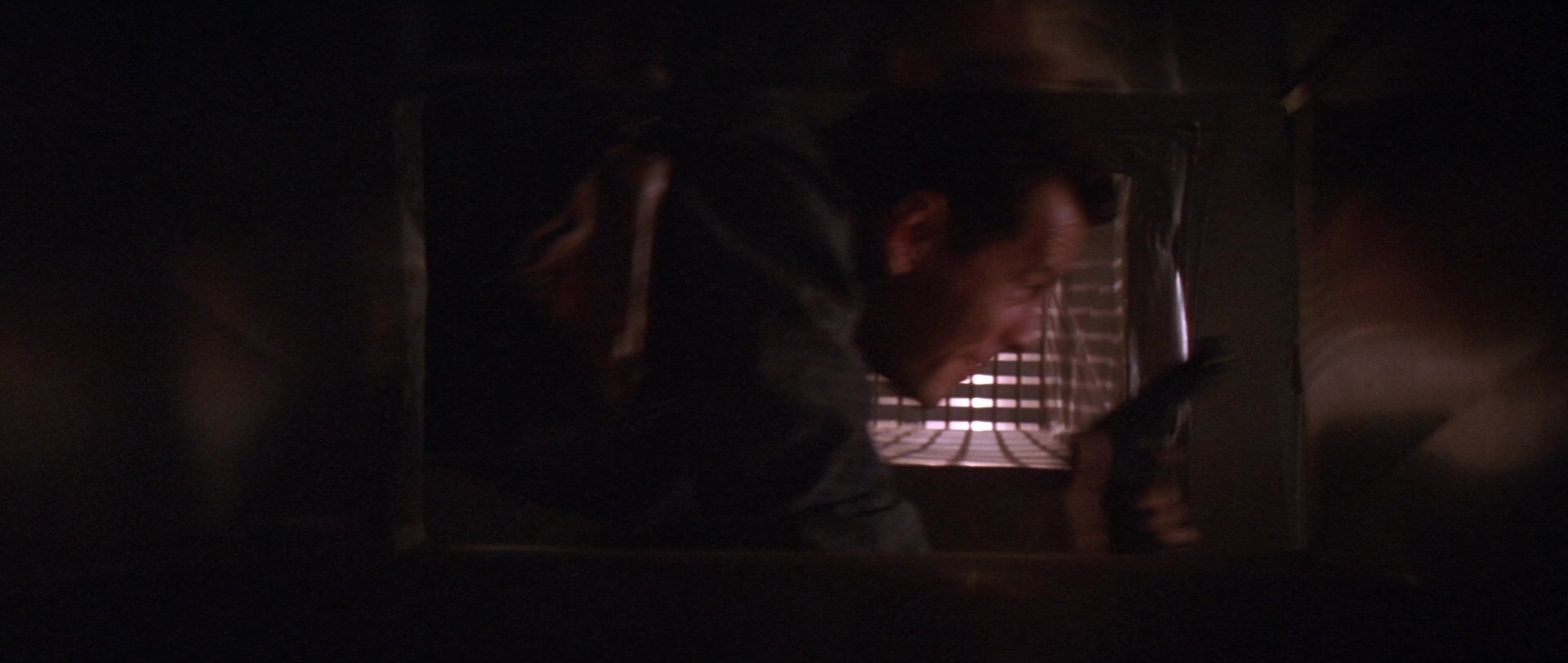 Die Hard 2 (1990), unknown, 2.36:1 — film still