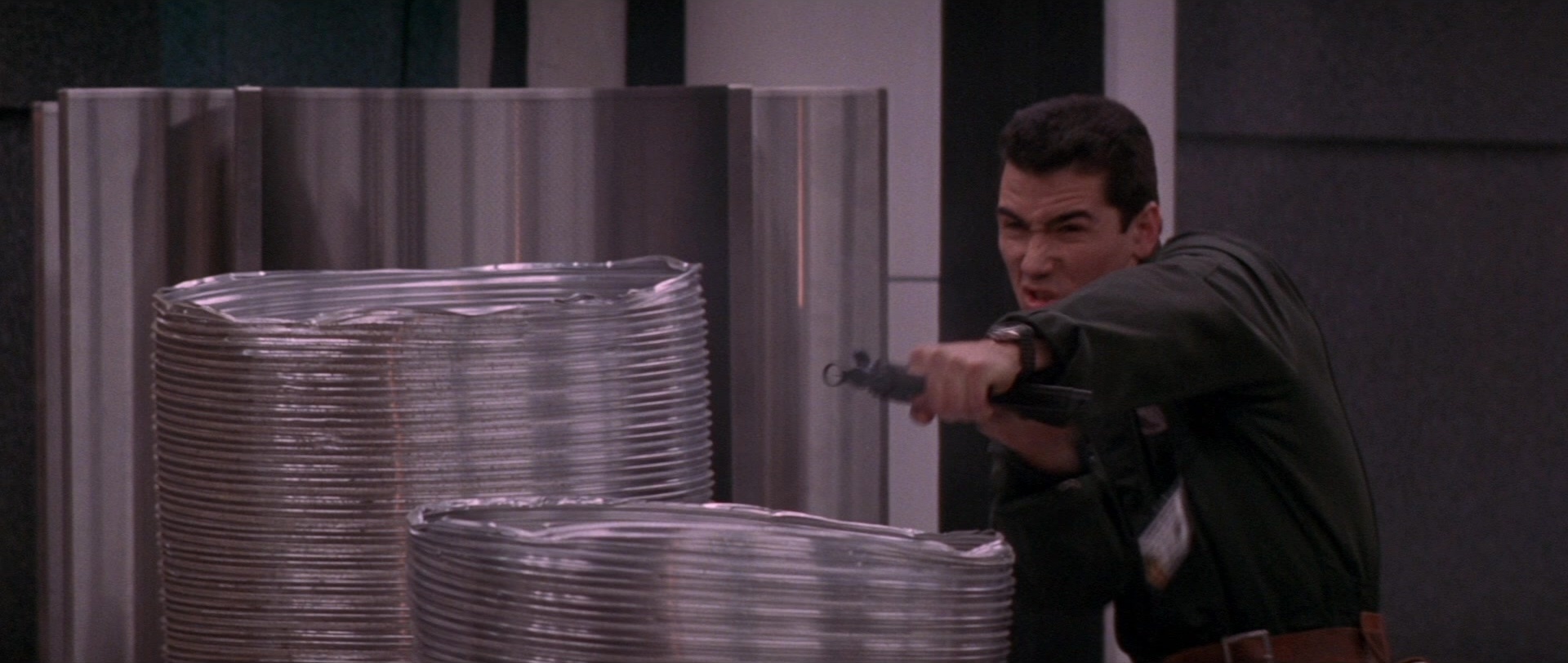 Die Hard 2 (1990), wide, 2.36:1 — film still