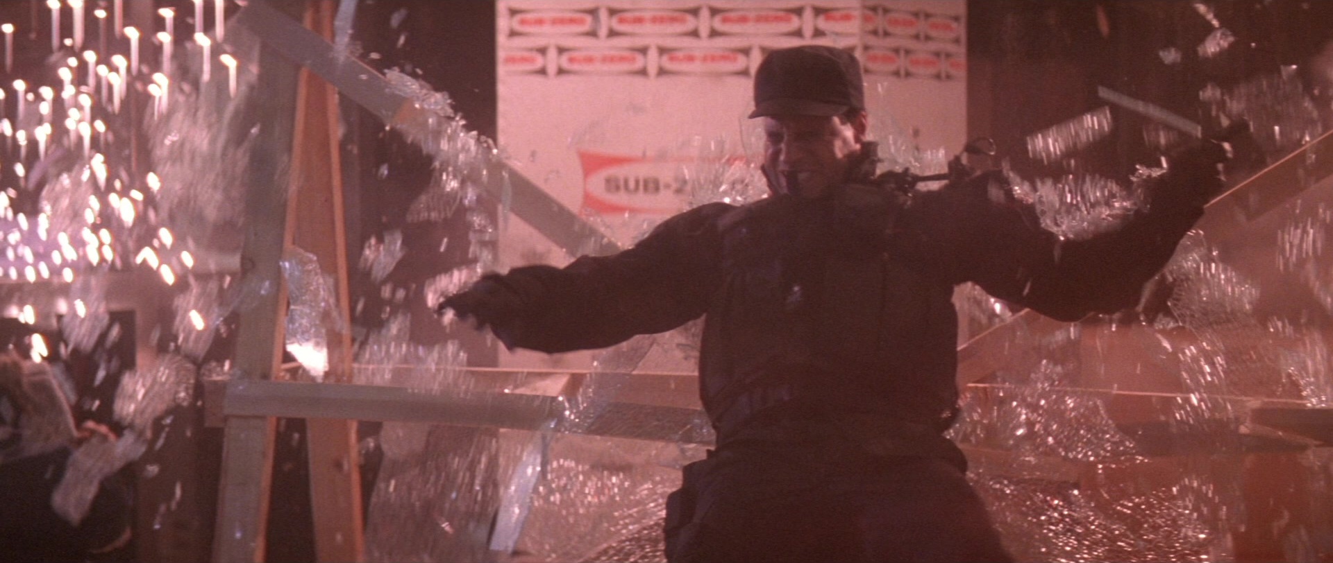 Die Hard 2 (1990), unknown, 2.36:1 — film still