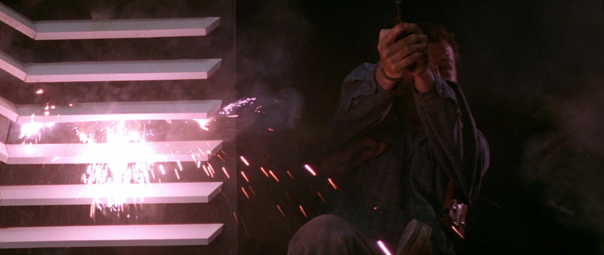 Die Hard 2 (1990), wide, 2.36:1 — film still