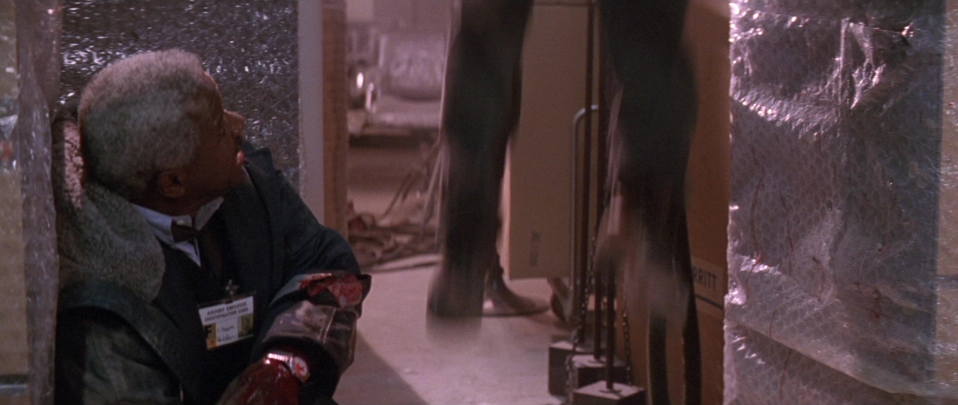 Die Hard 2 (1990), wide, 2.36:1 — film still