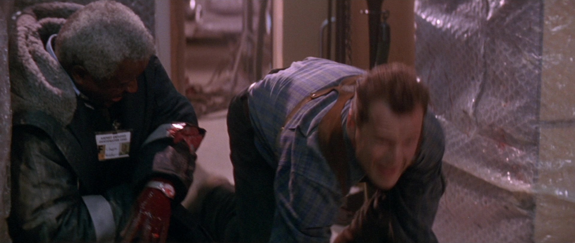 Die Hard 2 (1990), wide, 2.36:1 — film still