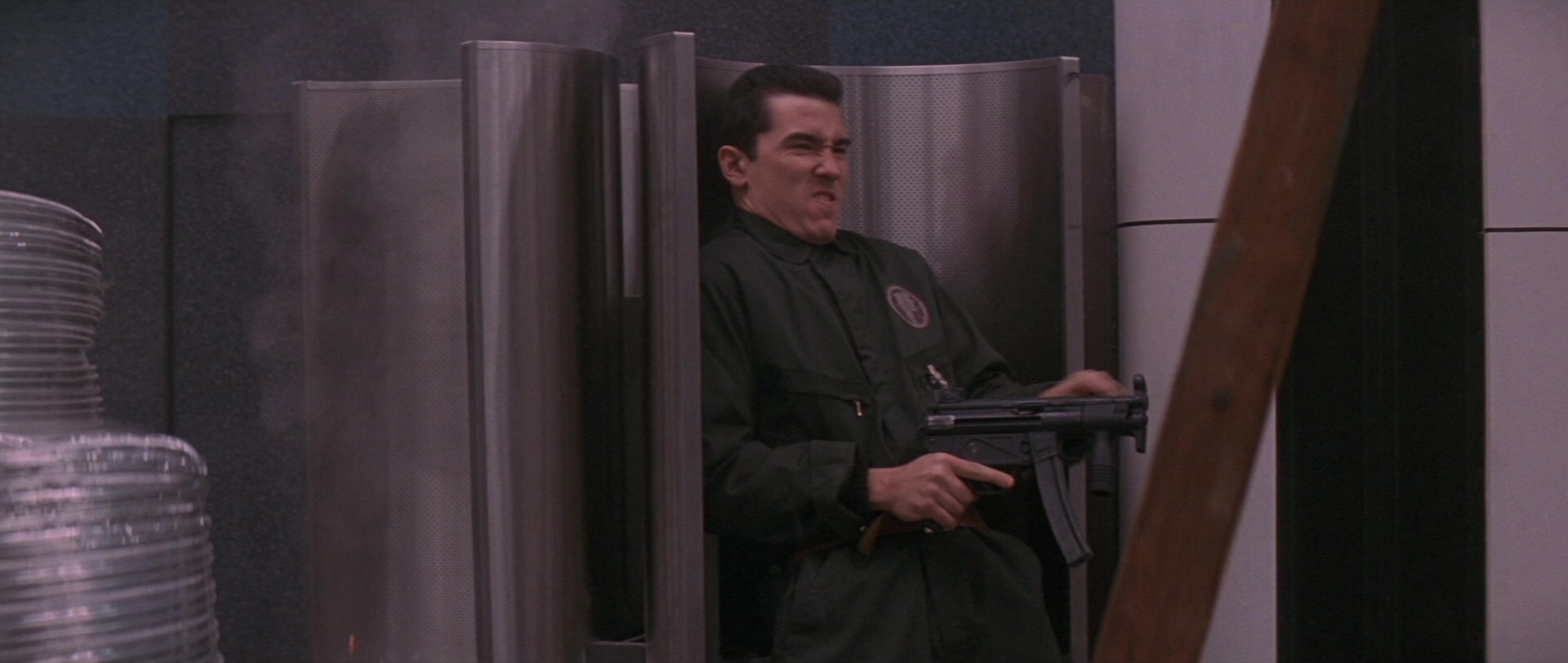 Die Hard 2 (1990), wide, 2.36:1 — film still